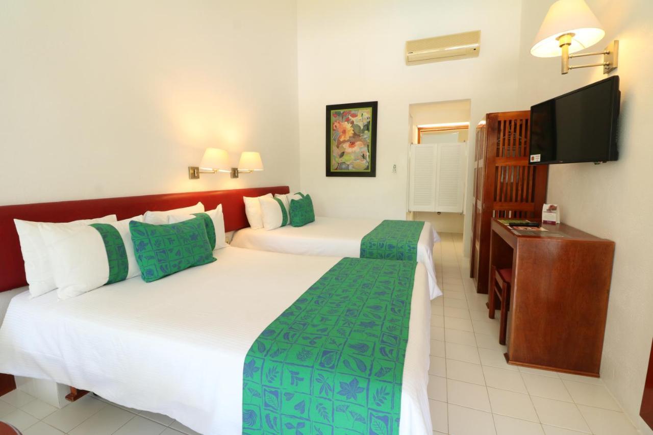 Mision Palenque Hotel Exterior photo