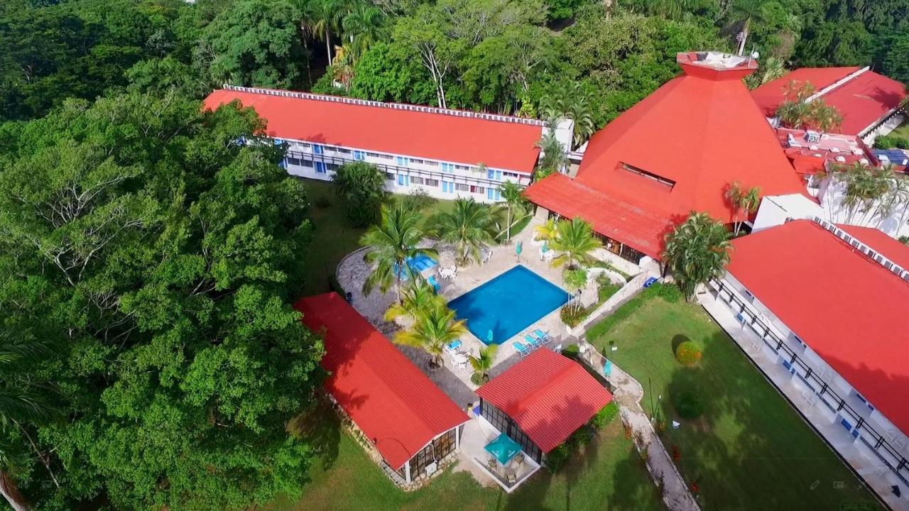 Mision Palenque Hotel Exterior photo